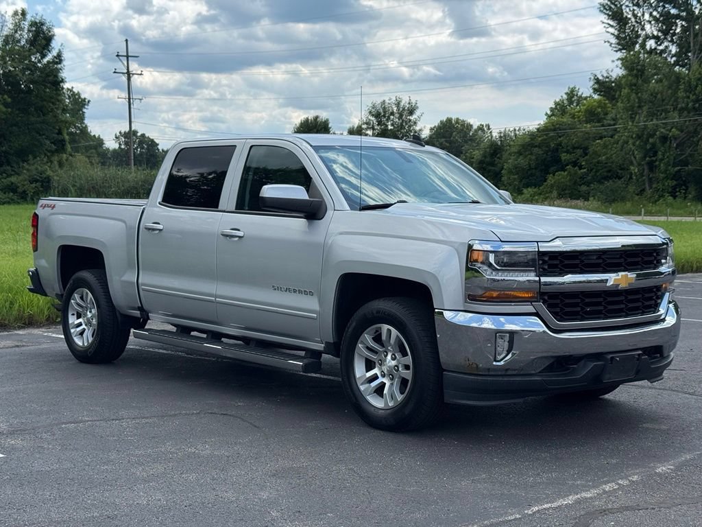 Used 2017 Chevrolet Silverado 1500 LT w/ All Star Edition AWD/4WD image 6