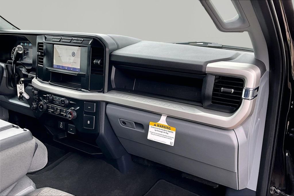 Certified 2024 Ford F250 XL w/ STX Appearance Package AWD/4WD image 17