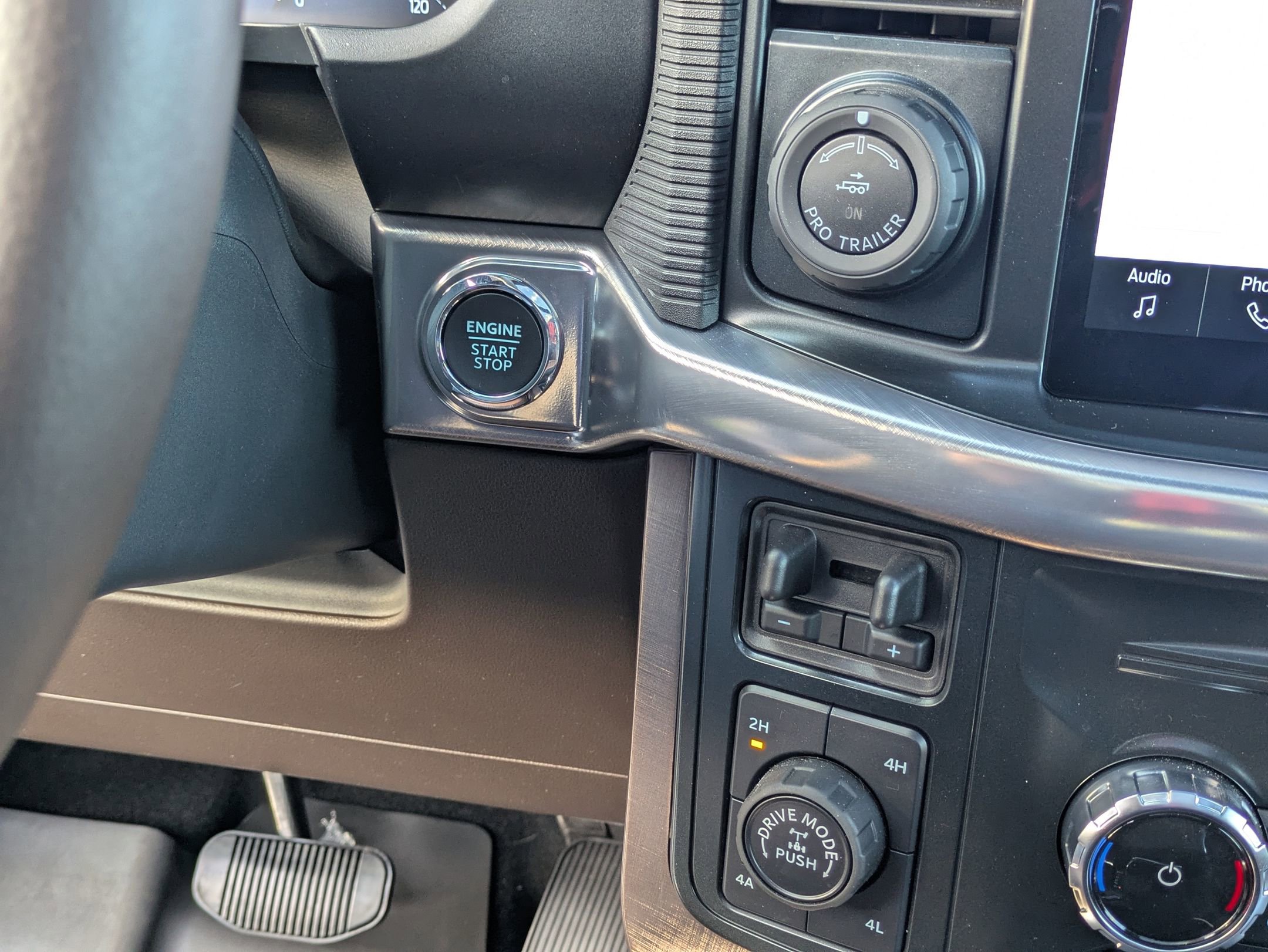 Certified 2025 Ford F150 King Ranch AWD/4WD image 26