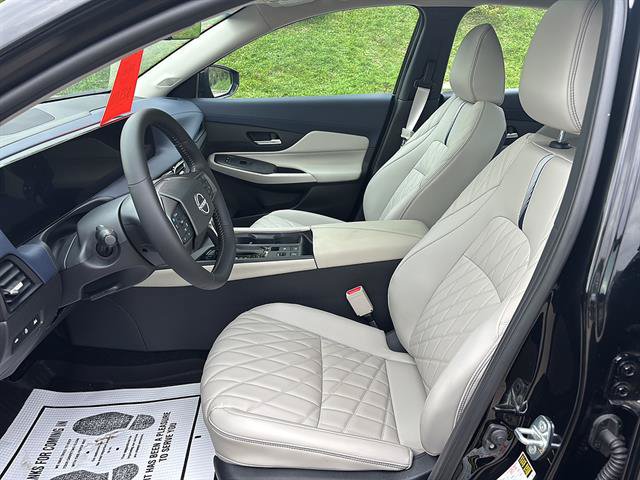 Used 2026 Nissan Sentra SL w/ Floor Mat Package FWD image 11