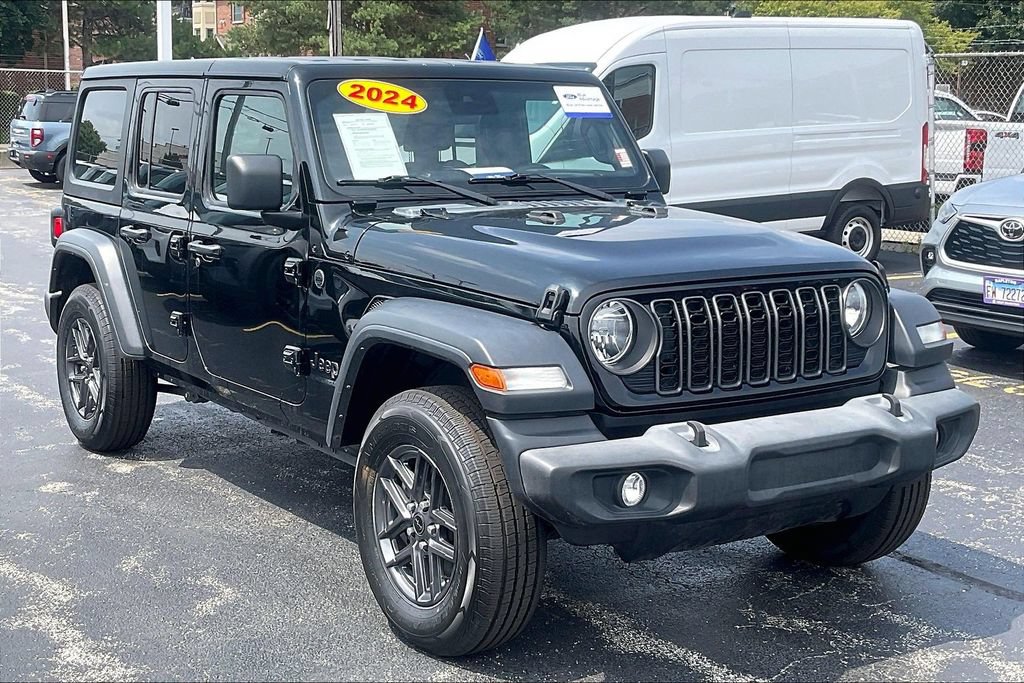 Used 2024 Jeep Wrangler Unlimited Sport AWD/4WD image 34