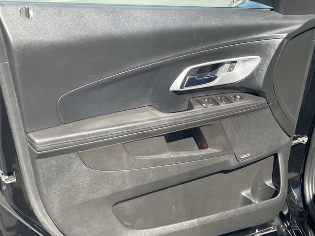 Used 2017 Chevrolet Equinox LT w/ Convenience Package image 19