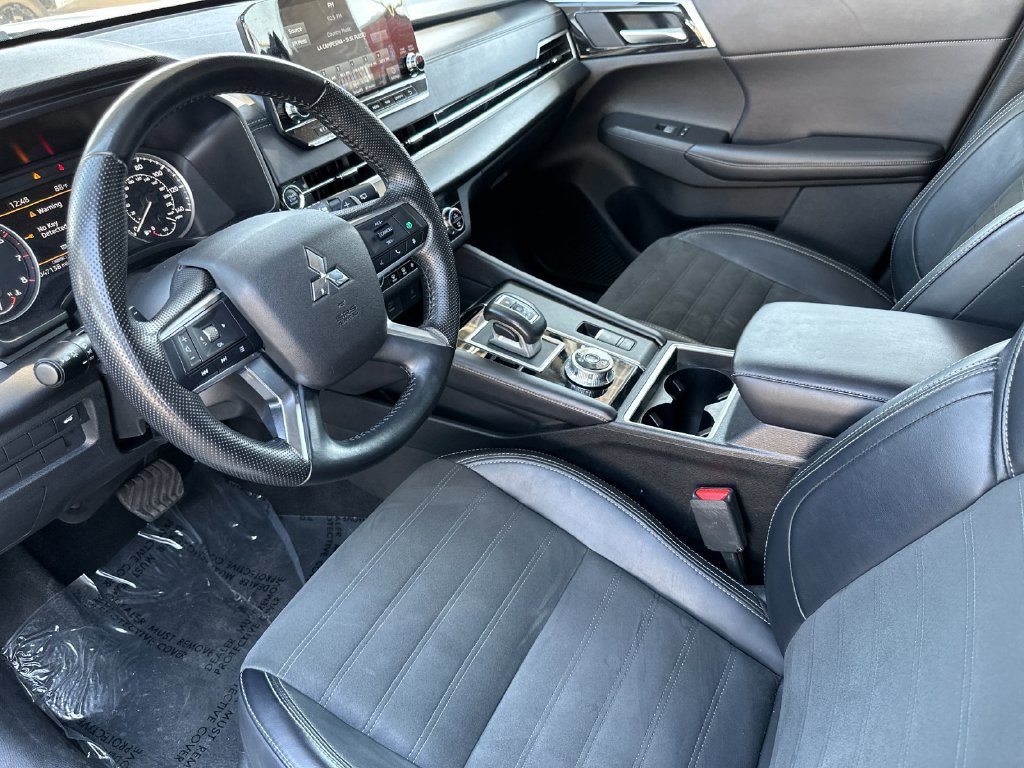 Used 2024 Mitsubishi Outlander SE AWD/4WD image 9