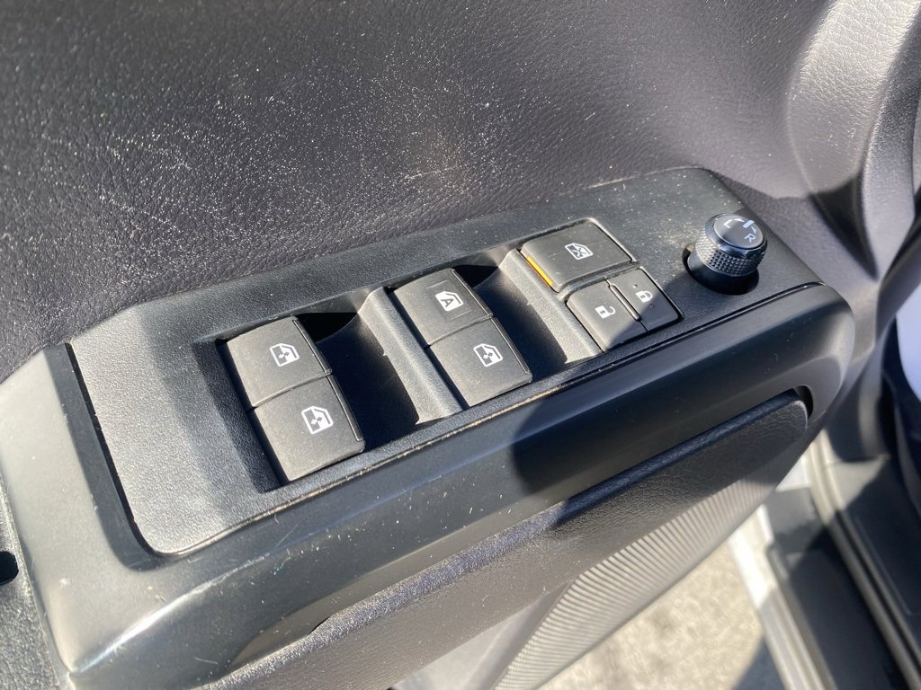 Used 2020 Toyota Tacoma SR image 13