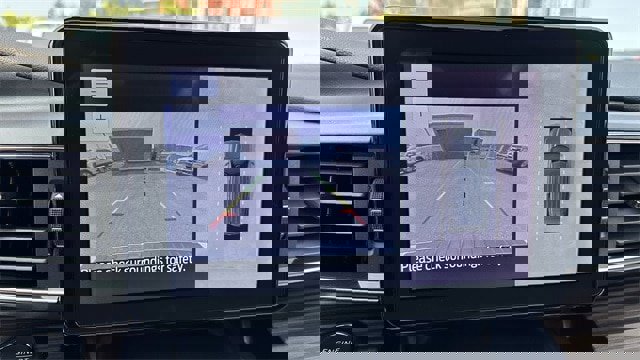 Certified 2022 Ford Explorer Limited w/ Equipment Group 301A image 9