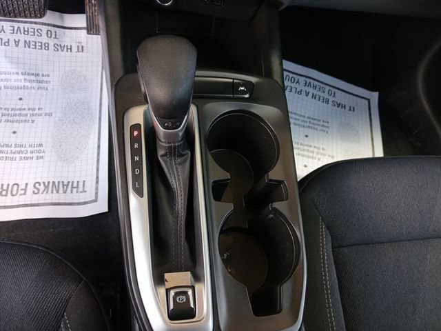 Used 2025 Chevrolet Trax LS w/ LS Convenience Package FWD image 21
