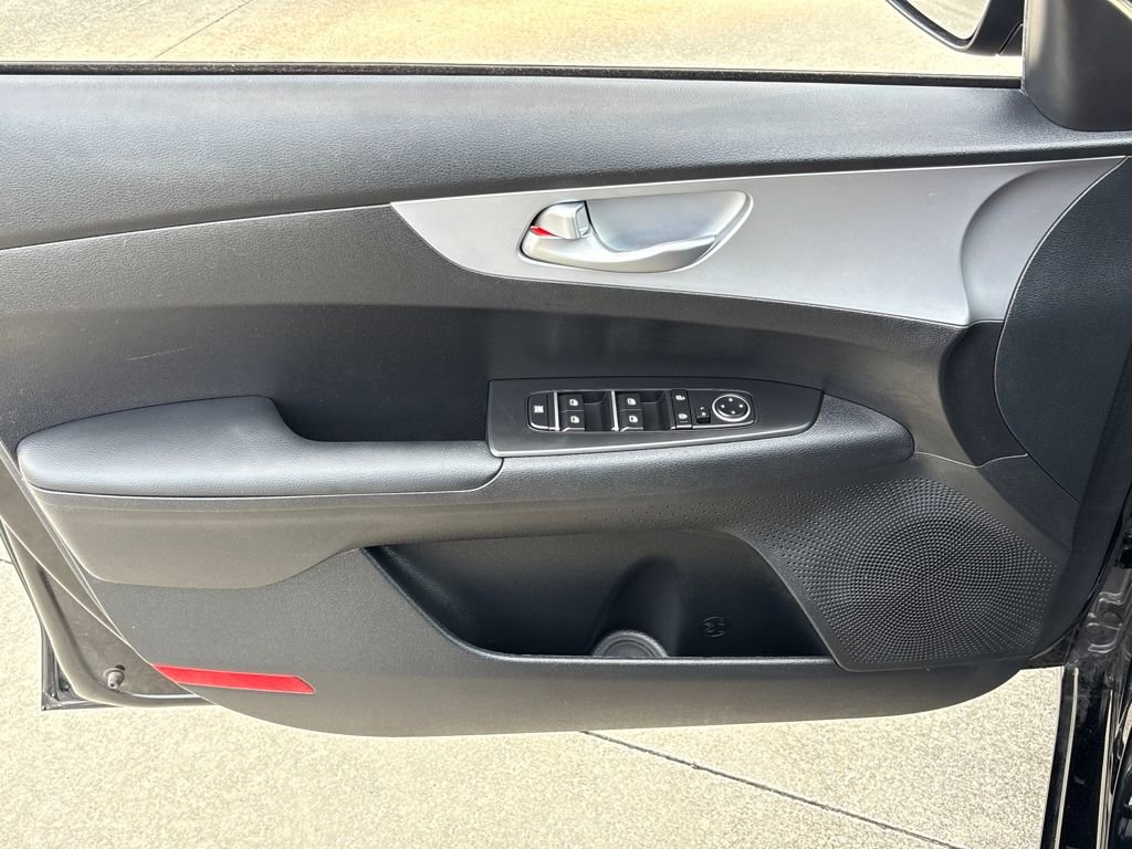Used 2024 Kia Forte LXS image 15