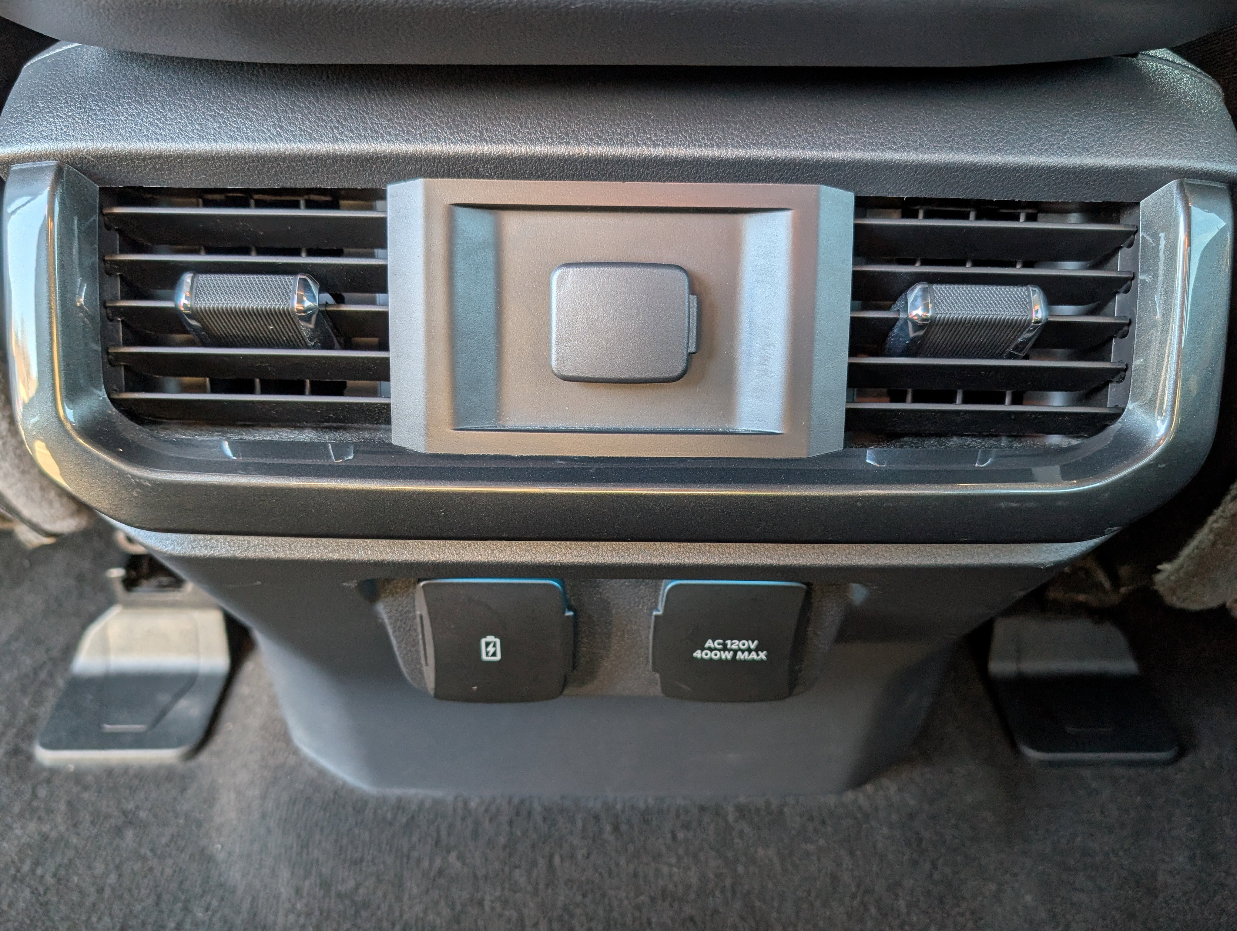 Certified 2022 Ford F150 XLT w/ Equipment Group 302A High image 16