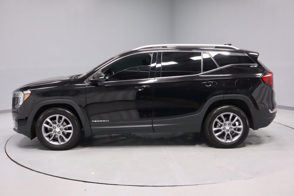 Used 2023 GMC Terrain SLT FWD image 9