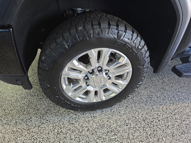 Used 2020 GMC Sierra 2500 Denali w/ Denali Ultimate Package image 10