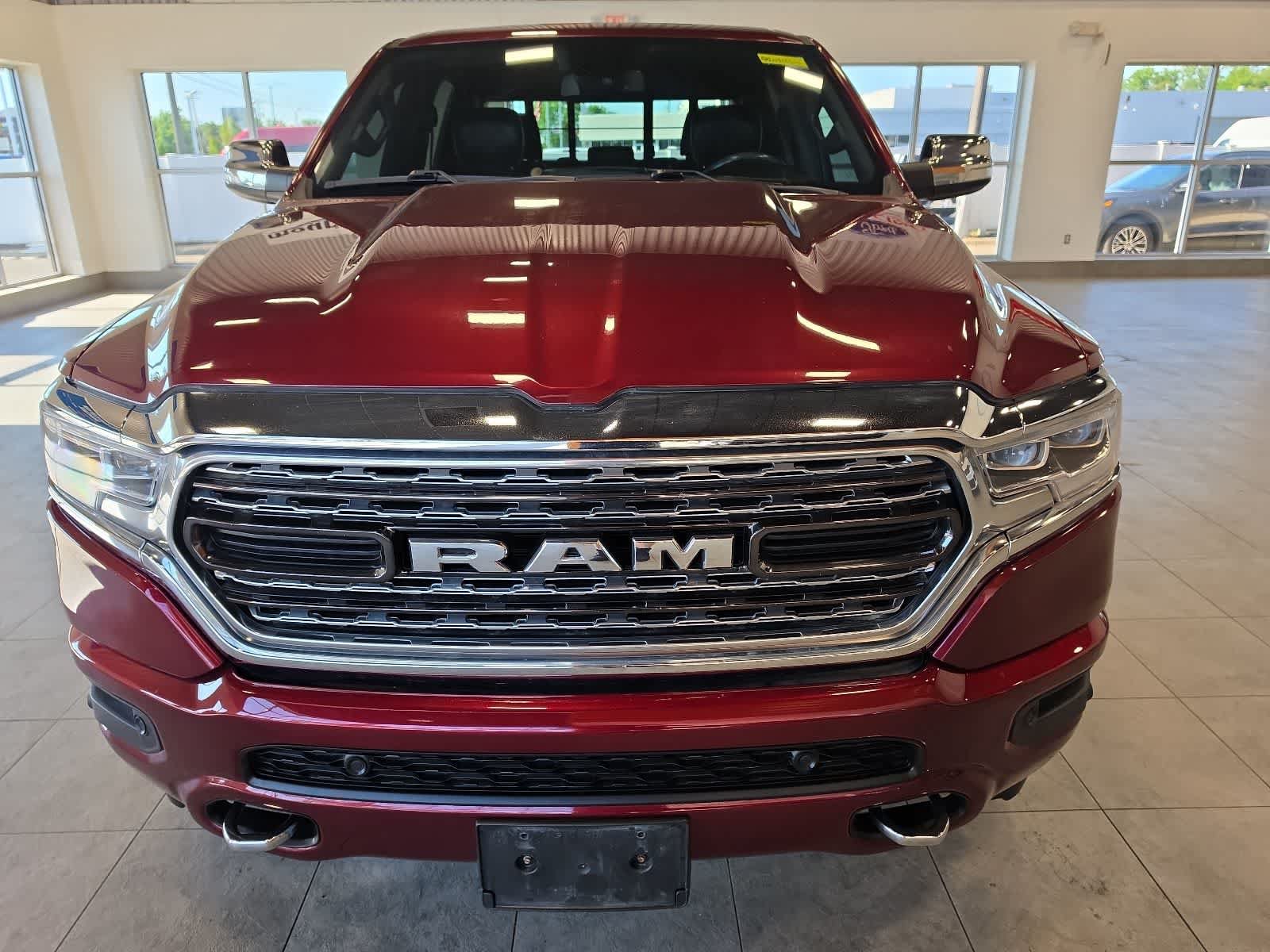 Used 2020 RAM 1500 Limited w/ Body-Colour Bumper Group AWD/4WD image 3