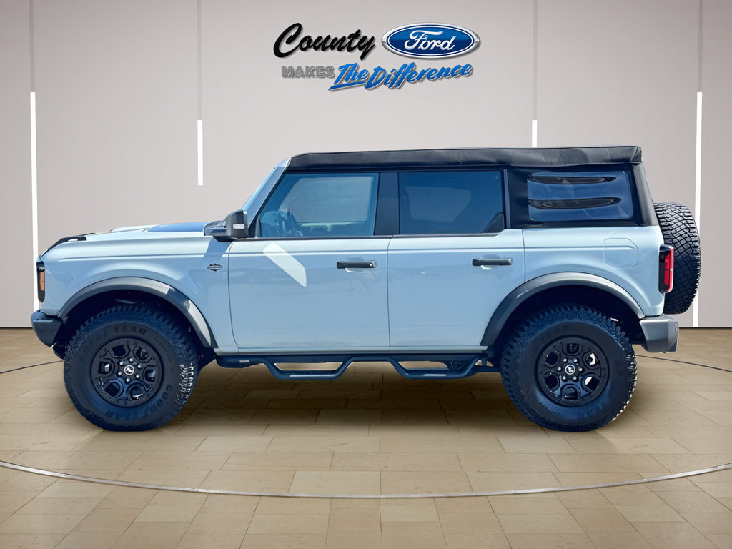 Certified 2024 Ford Bronco Wildtrak AWD/4WD image 3