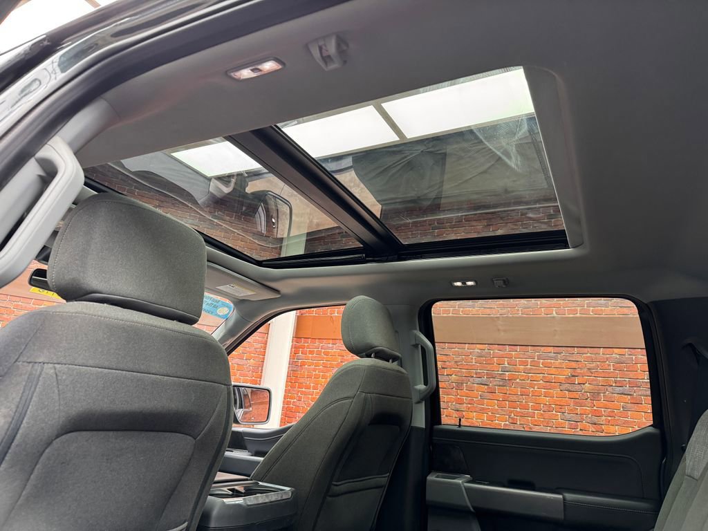 Certified 2021 Ford F150 XLT w/ Equipment Group 302A High image 9