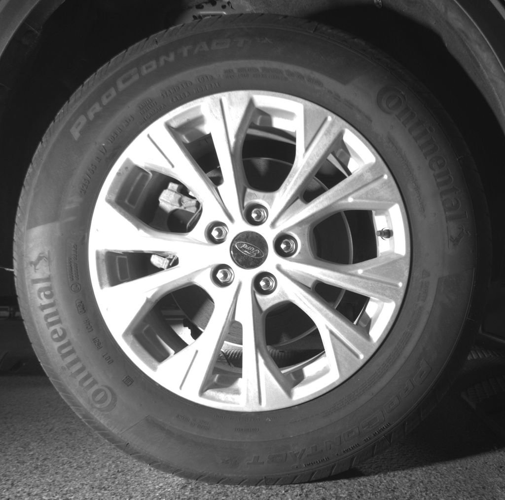 Certified 2024 Ford Escape Active AWD/4WD image 32