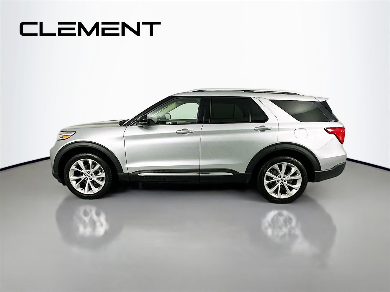 Certified 2021 Ford Explorer Platinum w/ Equipment Group 601A image 6