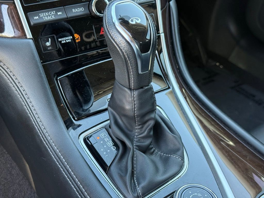 Used 2018 INFINITI Q50 Luxe w/ Essential Package (3.0T Luxe) image 10