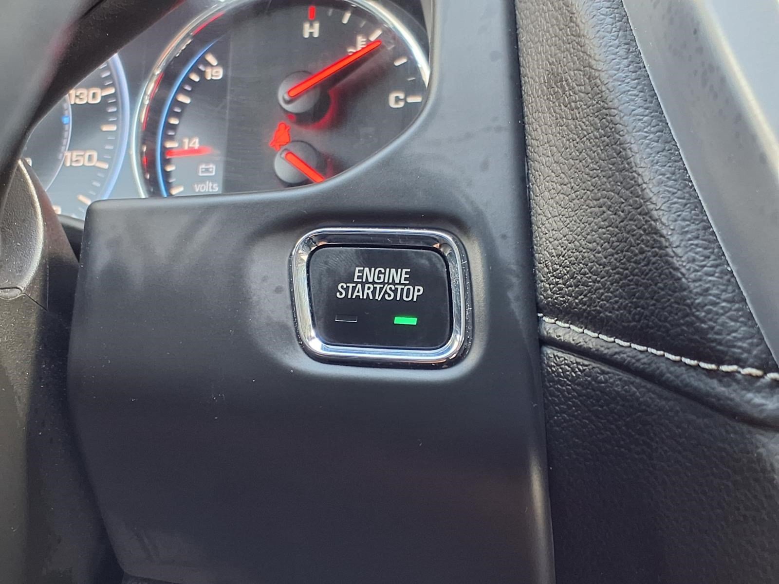 Used 2023 GMC Acadia SLT w/ Elevation Edition FWD image 25