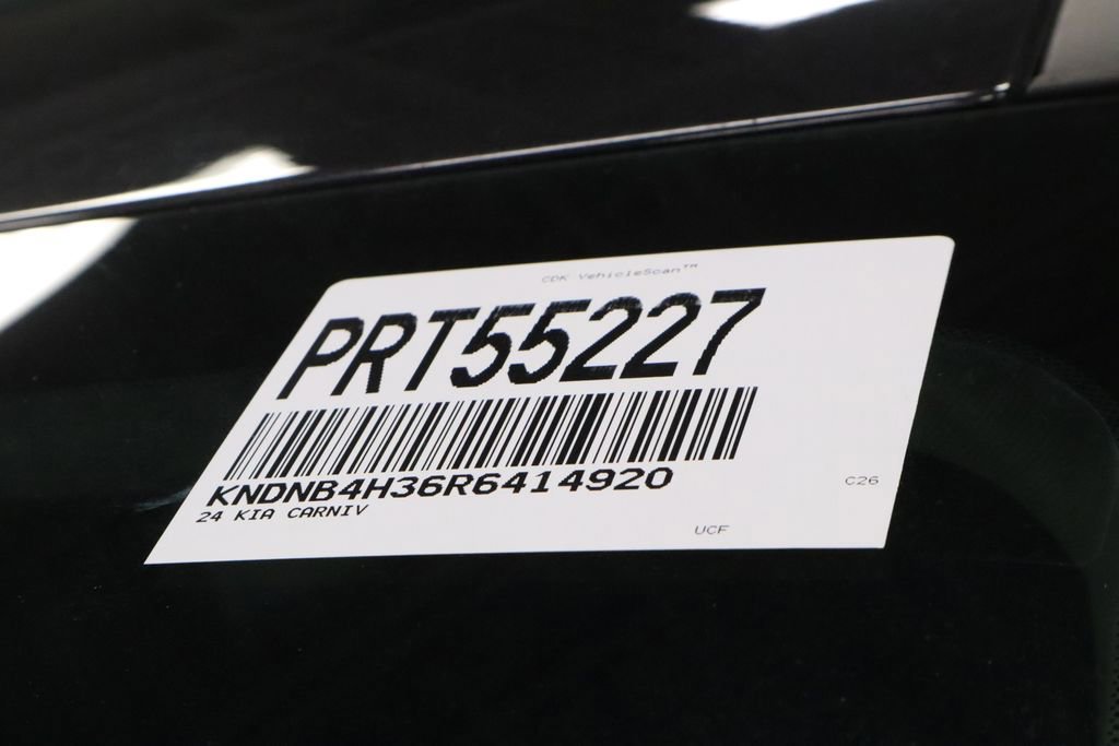 Used 2024 Kia Carnival LX image 34