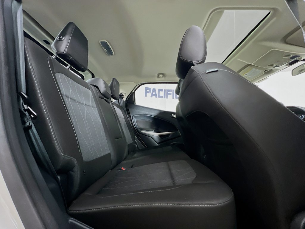 Certified 2019 Ford EcoSport SE FWD image 31