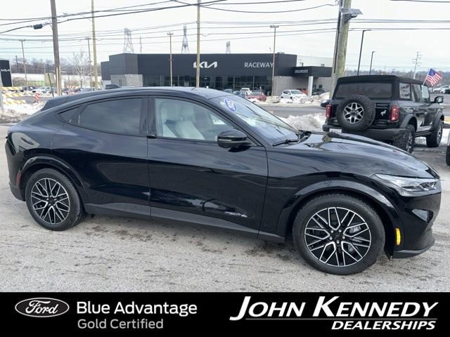 Certified 2025 Ford Mustang Mach-E Premium image 5