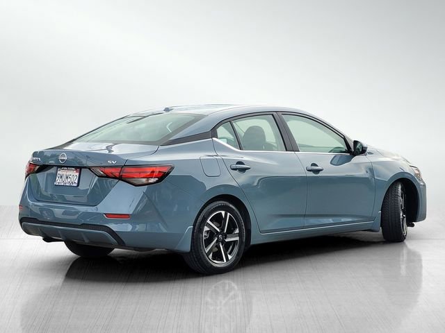 Used 2024 Nissan Sentra SV image 3