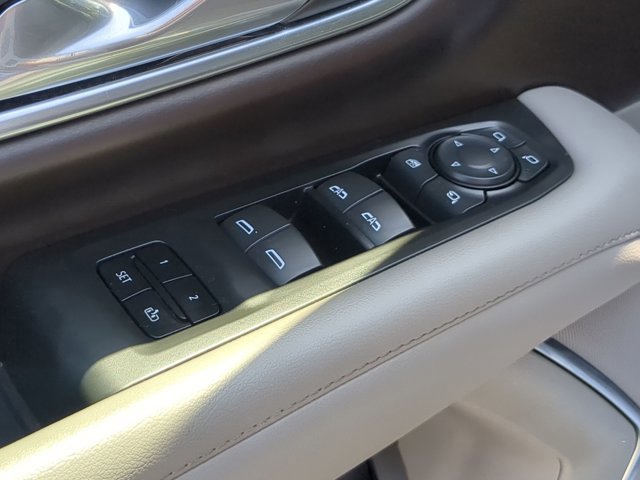 Used 2022 Chevrolet Tahoe Z71 w/ Z71 Off-Road Package image 14