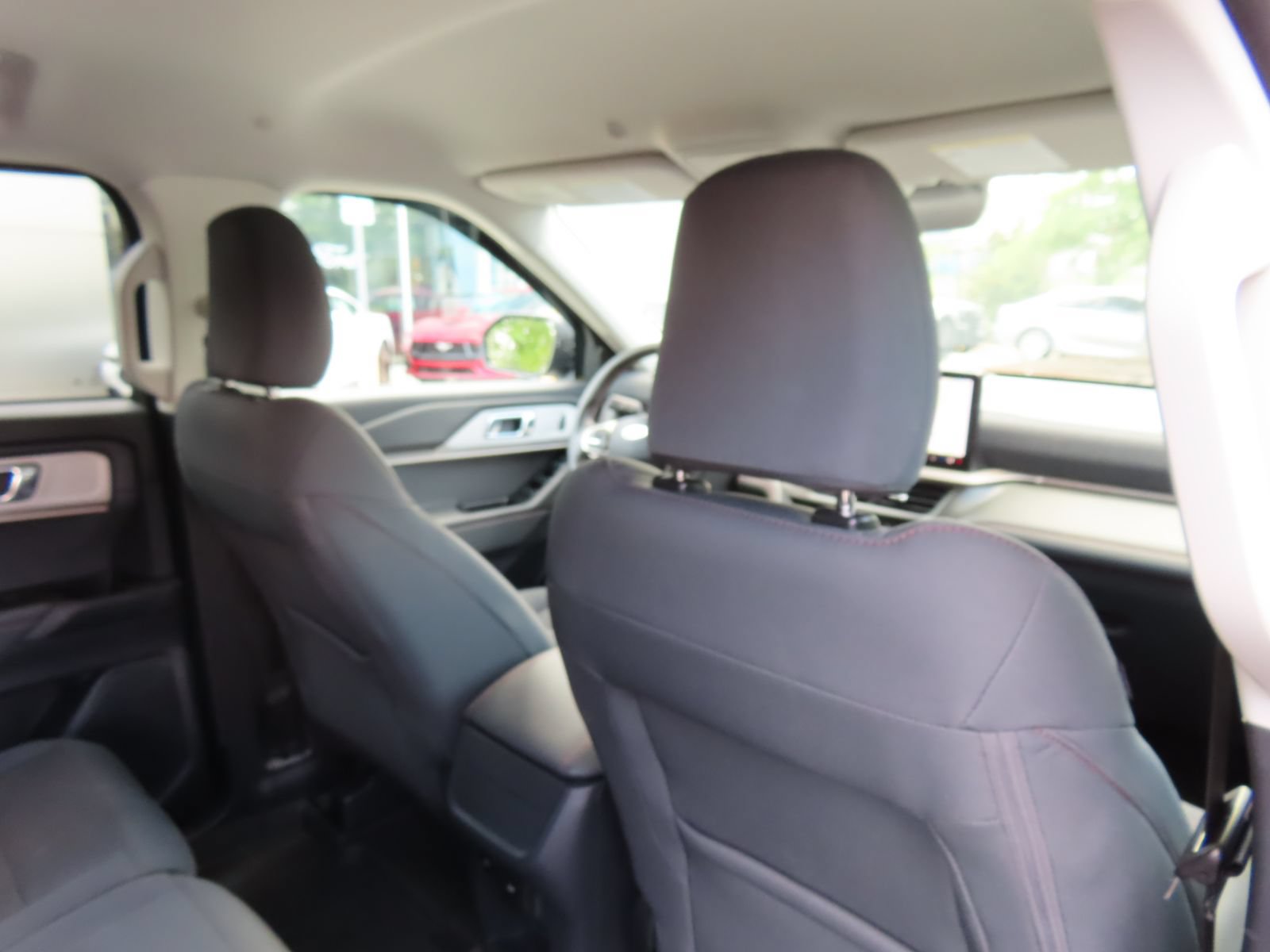 Certified 2025 Ford Explorer Active AWD/4WD image 40