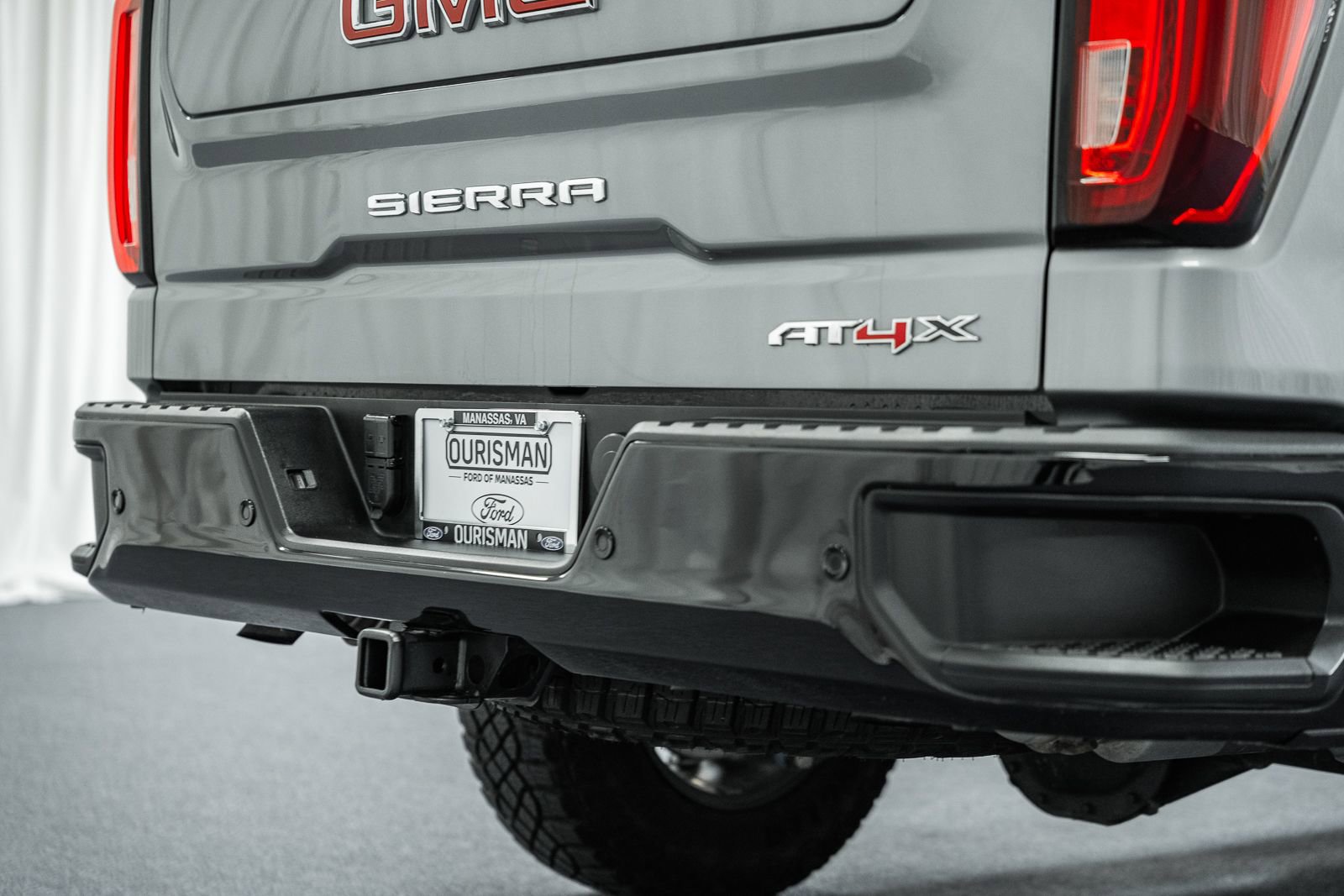 Used 2023 GMC Sierra 1500 AT4X image 23