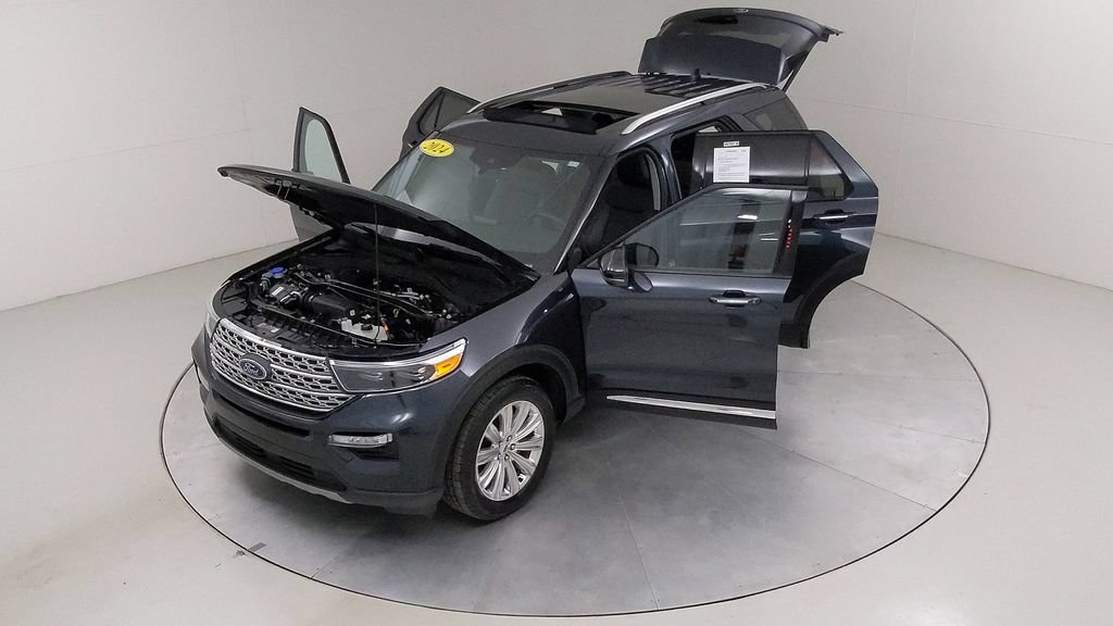 Certified 2024 Ford Explorer Limited w/ Equipment Group 301A AWD/4WD image 48