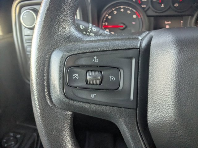 Used 2022 Chevrolet Silverado 2500 Custom w/ Custom Value Package image 16