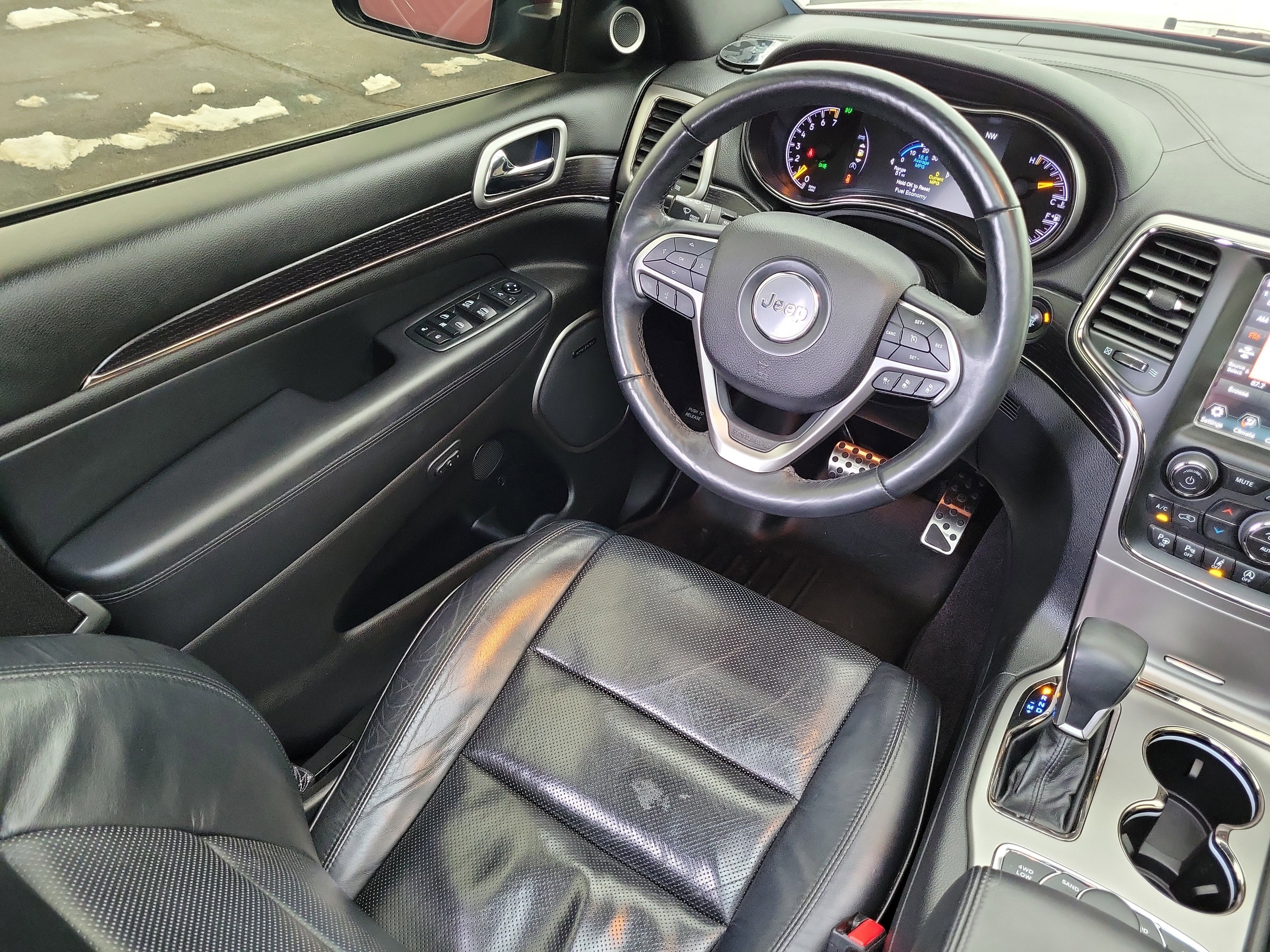 Used 2018 Jeep Grand Cherokee High Altitude image 12