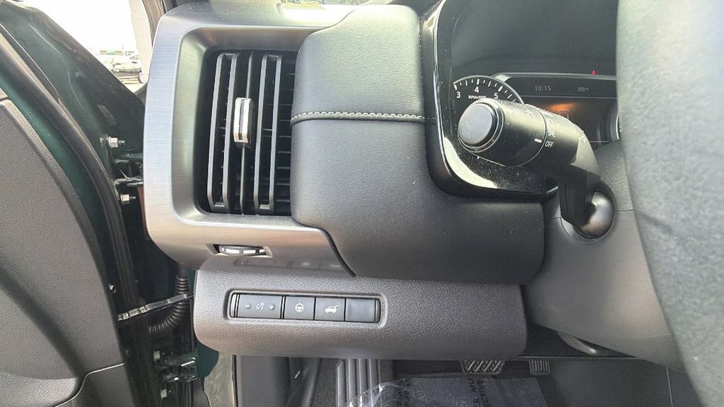 Used 2023 Nissan Pathfinder SL w/ SL Premium Package FWD image 15