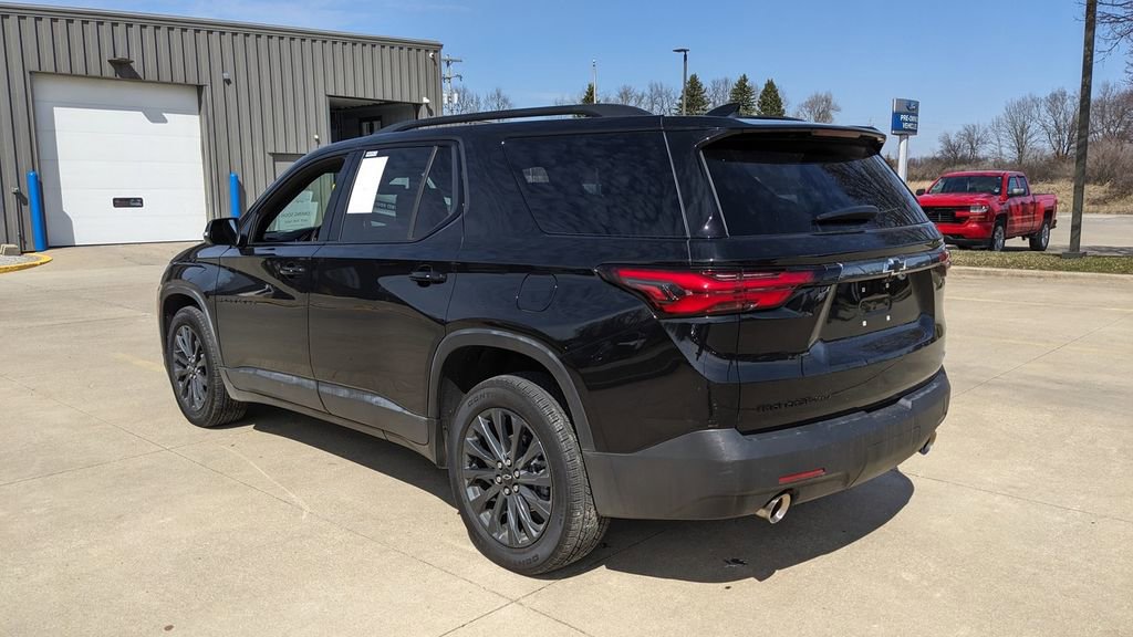 Used 2023 Chevrolet Traverse RS image 5