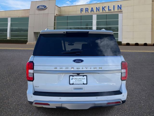 Certified 2024 Ford Expedition XLT image 4