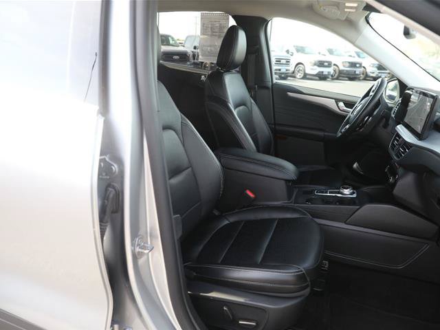 Certified 2024 Ford Escape Platinum AWD/4WD image 27