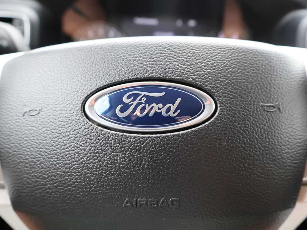 Certified 2023 Ford Explorer Limited AWD/4WD image 30