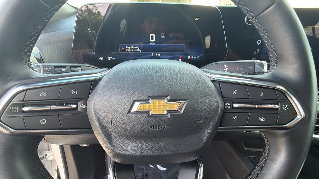 Used 2026 Chevrolet Equinox LT FWD image 16