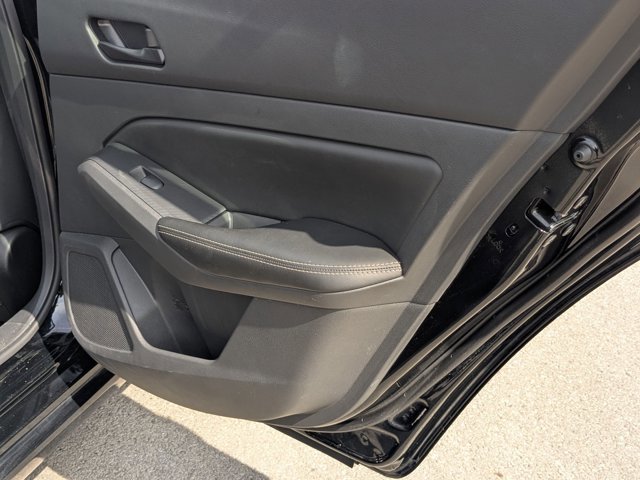 Used 2024 Nissan Altima 2.5 SV FWD image 27