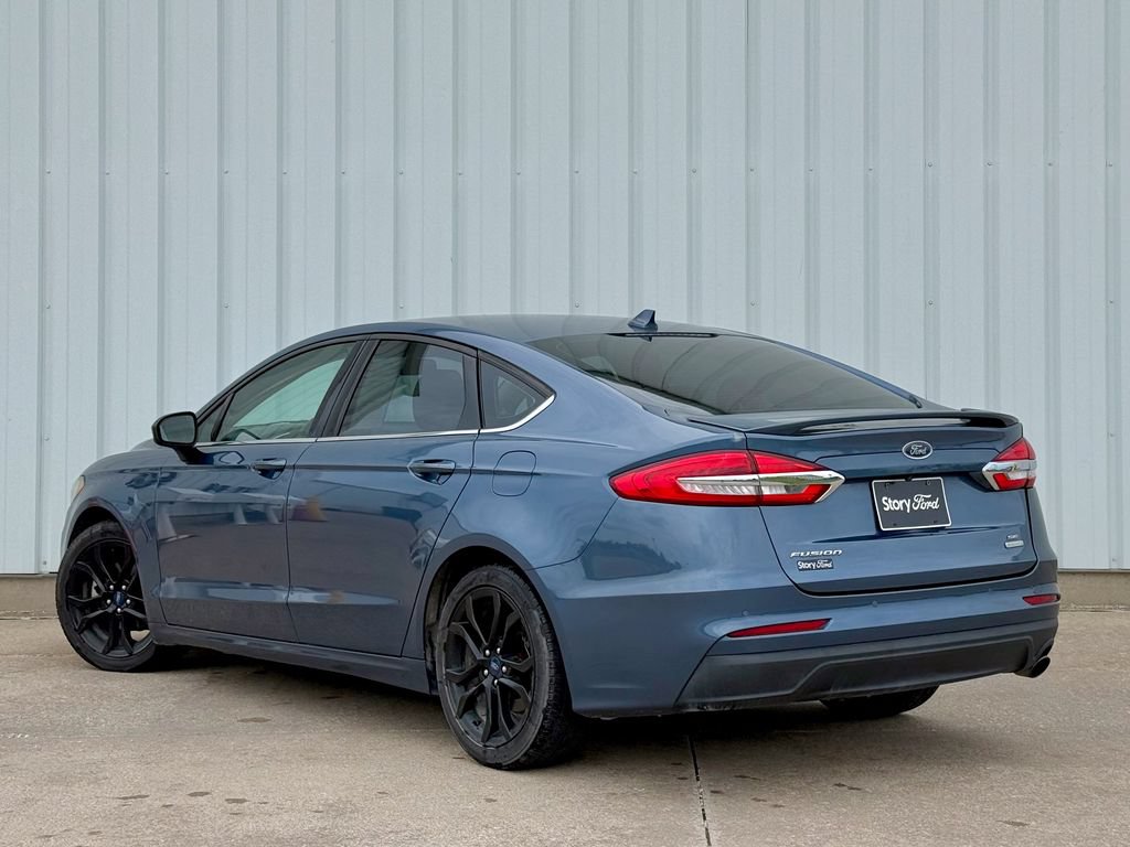 Certified 2019 Ford Fusion SE w/ Equipment Group 151A FWD image 4