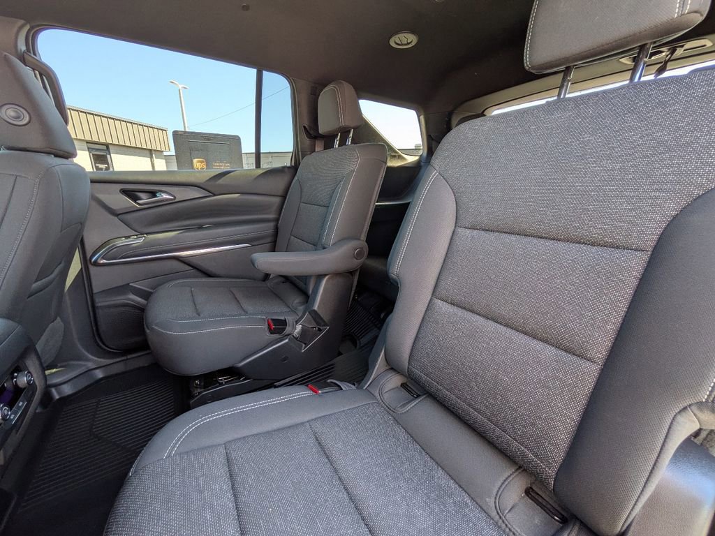 Used 2024 Chevrolet Traverse LT w/ LPO, Floor Liner Package image 15