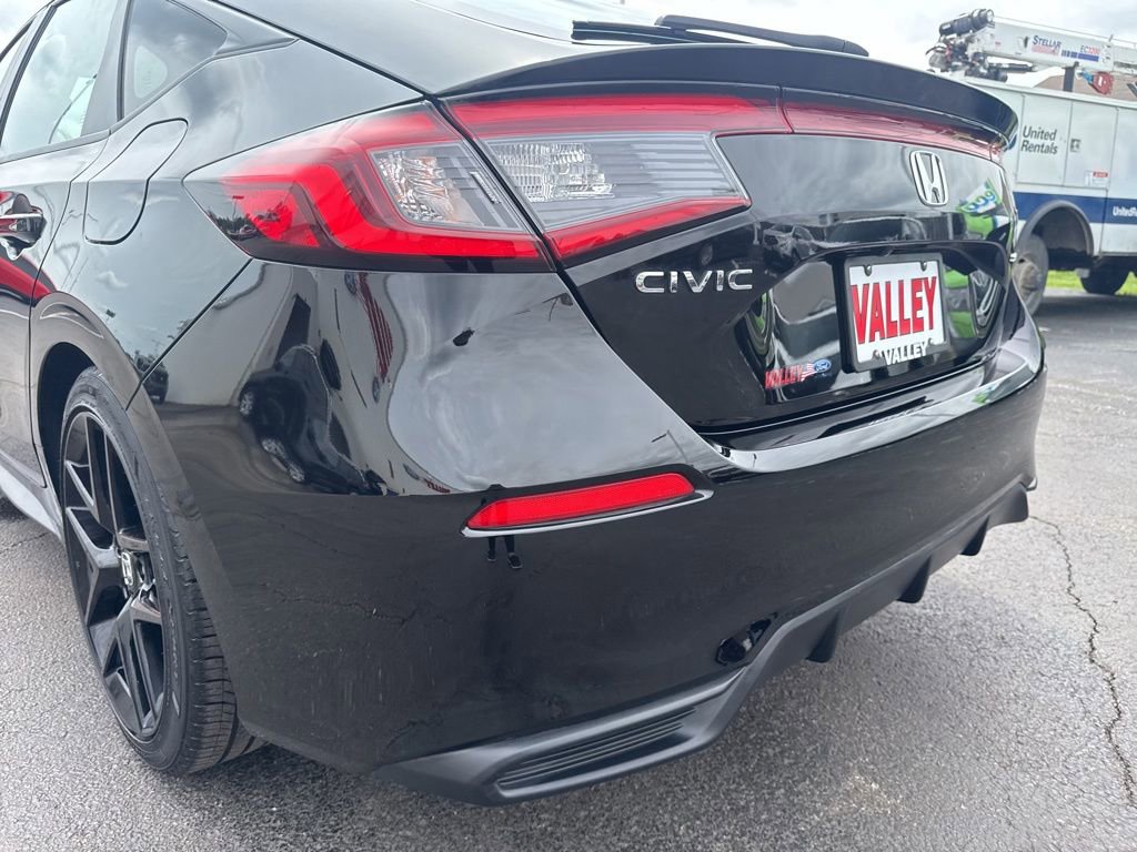 Used 2024 Honda Civic Sport image 17