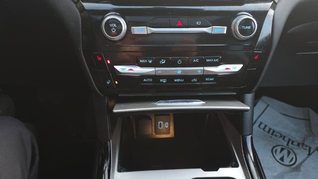 Certified 2023 Ford Explorer ST-Line w/ Class IV Trailer Tow Package image 24