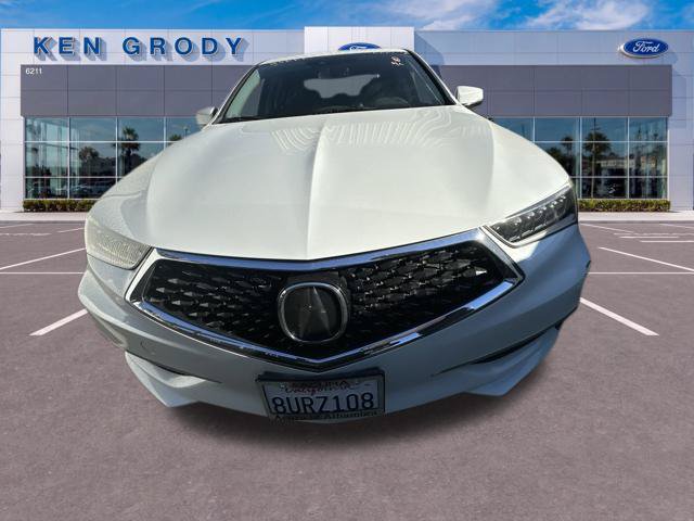 Used 2018 Acura TLX V6 FWD image 2