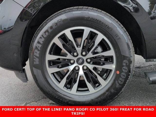 Certified 2025 Ford Expedition Max Platinum AWD/4WD image 9