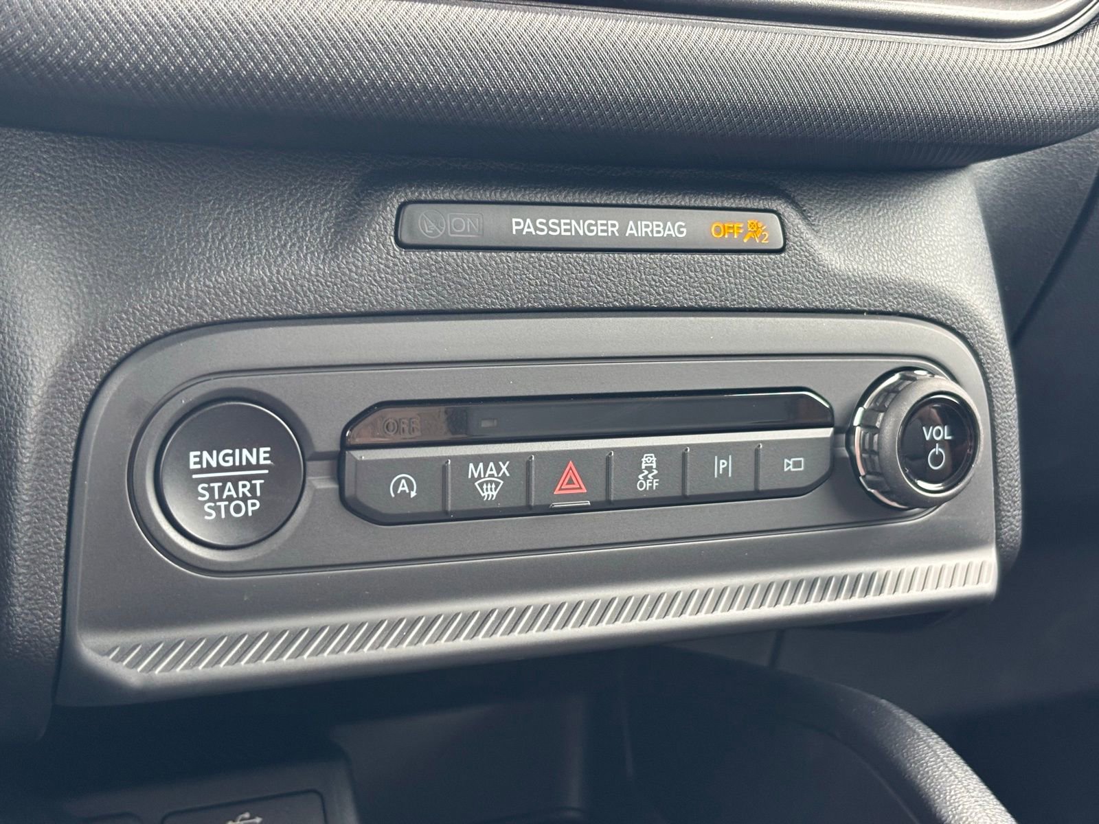 Certified 2025 Ford Bronco Sport Outer Banks w/ Outer Banks Tech Package+ AWD/4WD image 21