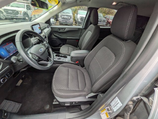 Certified 2024 Ford Escape Active AWD/4WD image 7