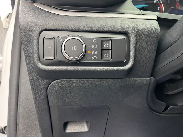 Certified 2020 Ford Explorer XLT w/ Equipment Group 202A AWD/4WD image 19