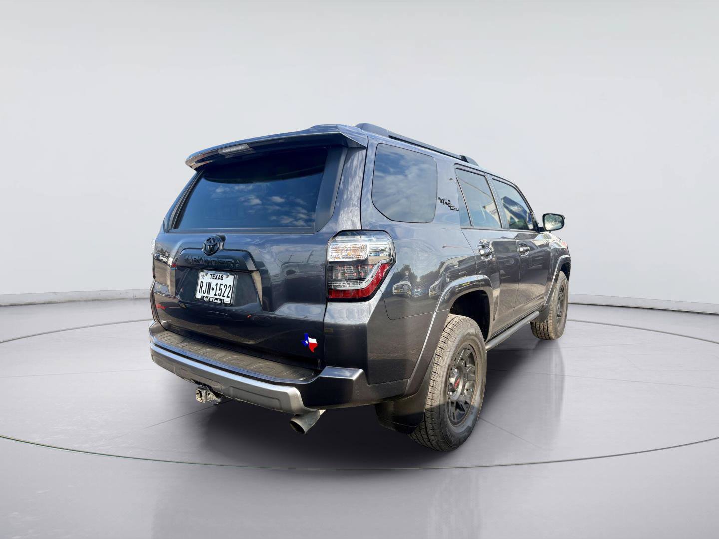 Used 2022 Toyota 4Runner TRD Off-Road Premium AWD/4WD image 4