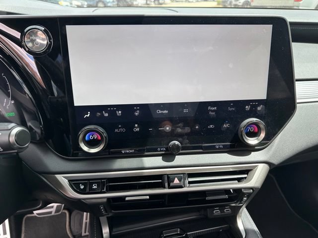 Used 2023 Lexus RX 500h F Sport w/ Cold Area Package AWD/4WD image 26