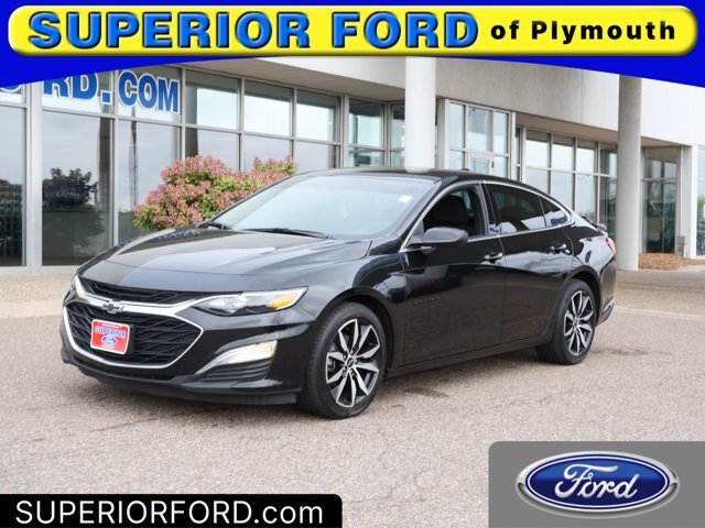 Used 2025 Chevrolet Malibu RS FWD image 1